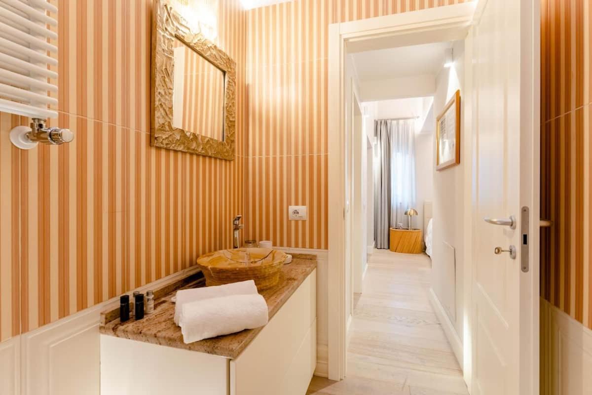 Art Apartment Luxury Sofia Suite Флоренция Екстериор снимка