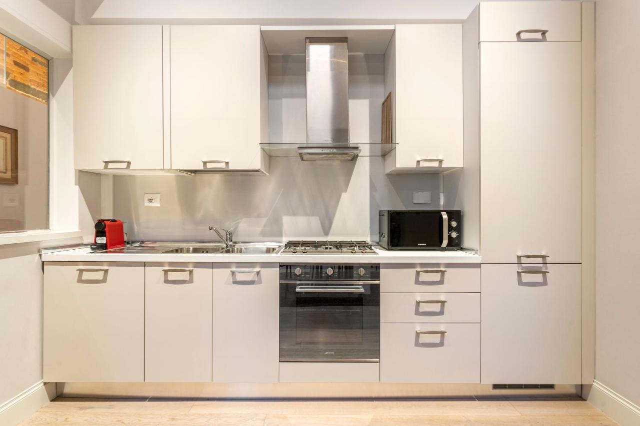 Art Apartment Luxury Sofia Suite Флоренция Екстериор снимка